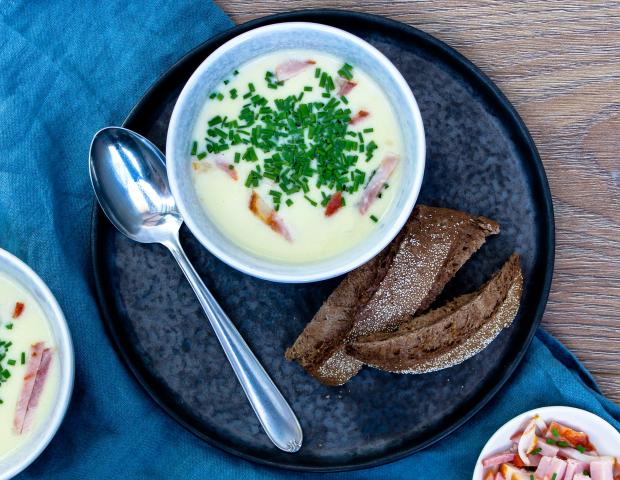 Kartoffelsuppe mit Schinken oder Lachs